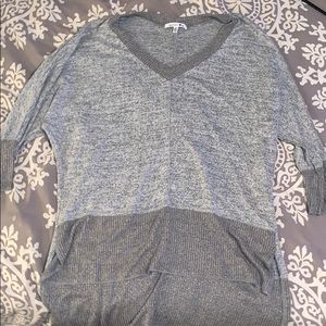 Women’s lightweight sweater